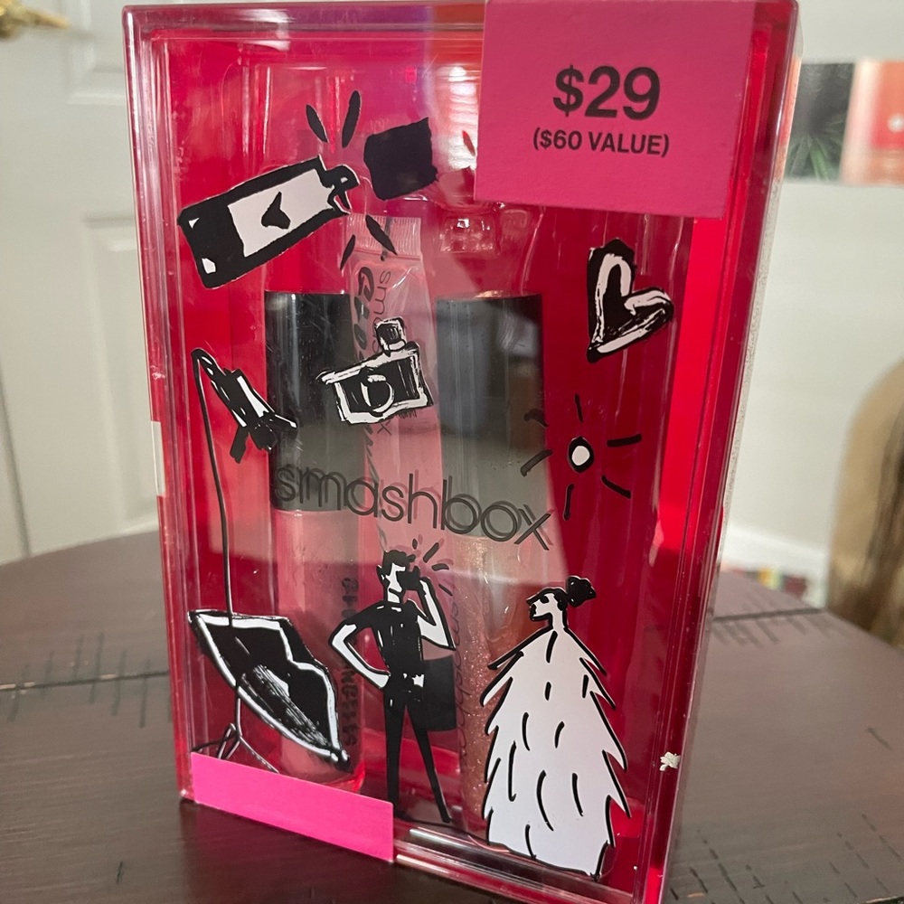 SMASHBIX LIP GLOSS